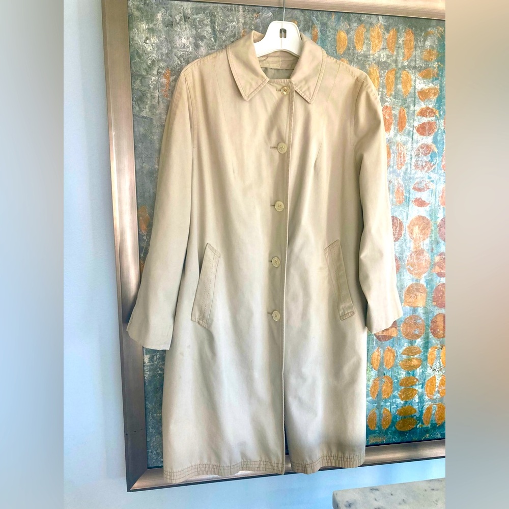 Misty Harbor Ltd. “Buoy Cloth” Marshall Fields Beige Button Down Sz 18R